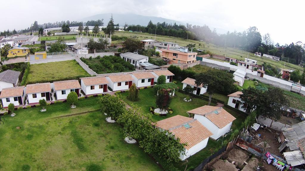 Hosteria Rosa Blanca Puembo Bagian luar foto