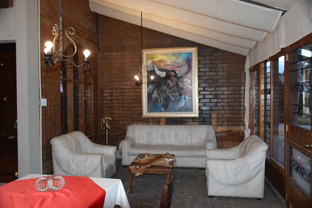 Hosteria Rosa Blanca Puembo Bagian luar foto